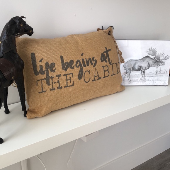 Rustic burlap accent pillow - Picture 3 of 9